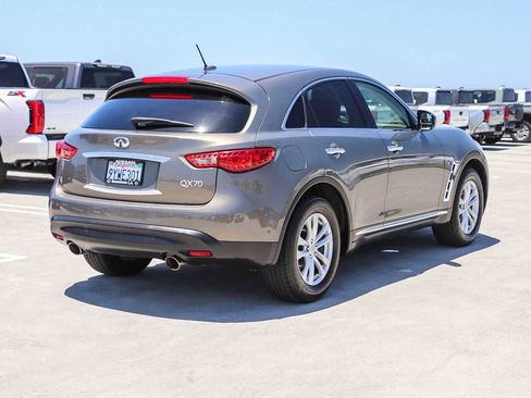 Used 2016 INFINITI QX70 2WD image 6