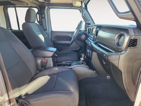 Used 2023 Jeep Wrangler Sport S image 15