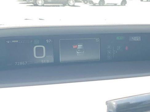 Used 2018 Toyota Prius Three Touring FWD image 18