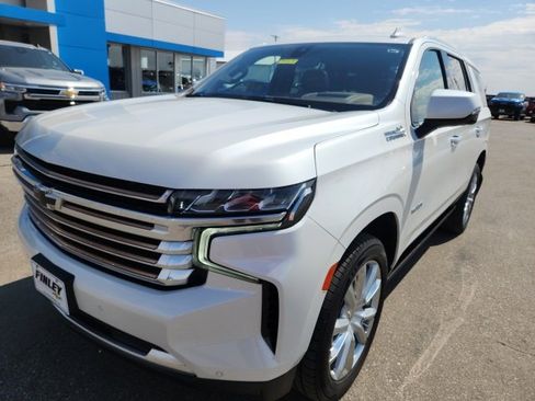 Used 2021 Chevrolet Tahoe High Country w/ Premium Package 2 image 8