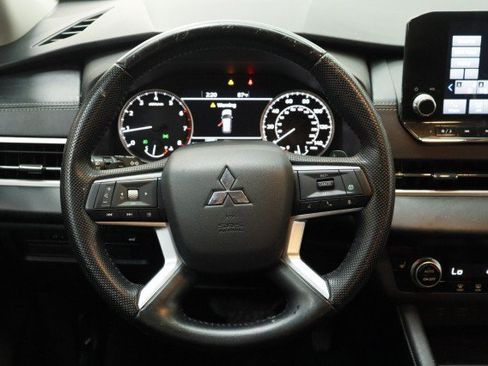 Used 2022 Mitsubishi Outlander SEL Black Edition AWD/4WD image 23