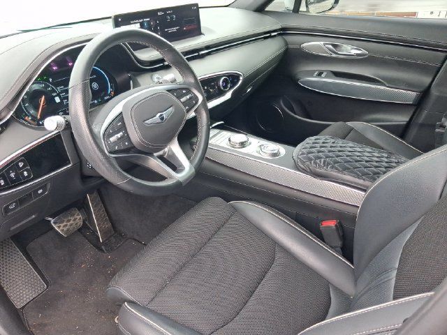 Used 2024 Genesis GV70 2.5T w/ Sport Prestige Package AWD/4WD image 10