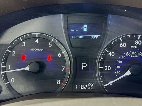 Used 2011 Lexus RX 350 2WD w/ Premium Pkg image 16