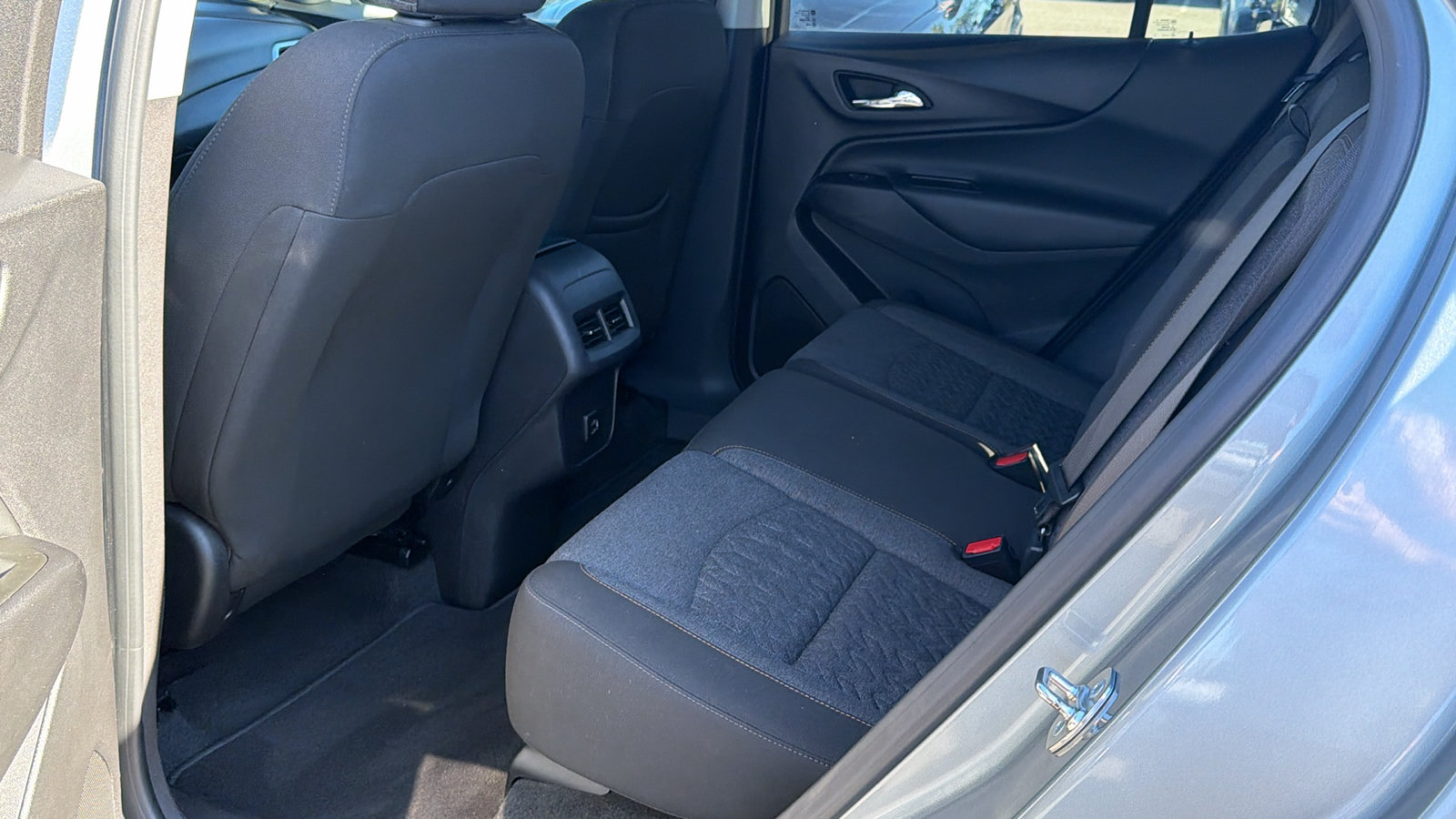 Used 2024 Chevrolet Equinox LT AWD/4WD image 23