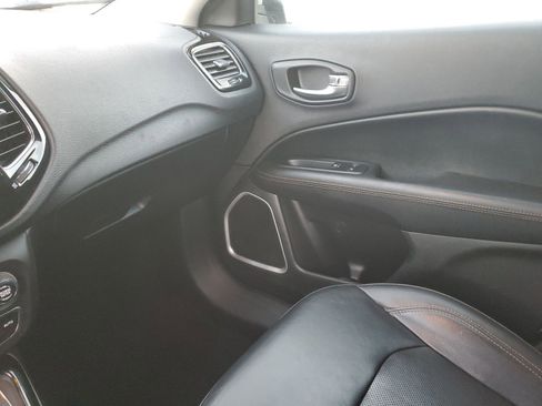 Certified 2019 Jeep Compass Limited image 19