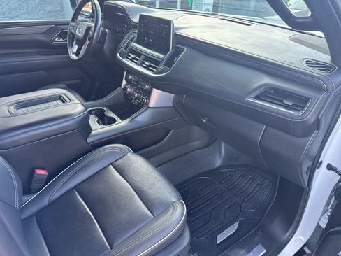 Used 2023 GMC Yukon SLT image 29
