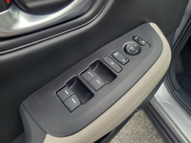 Used 2026 Honda HR-V LX image 9