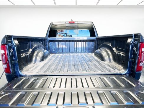 Used 2019 RAM 1500 Laramie w/ Off Road Group image 16