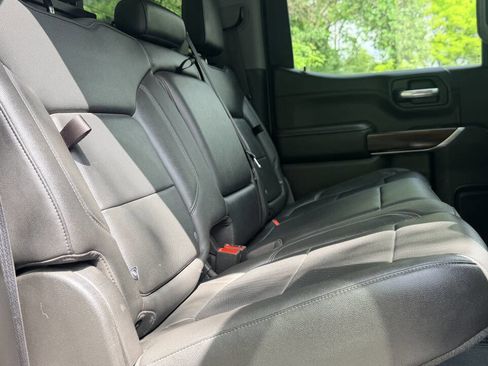 Used 2019 GMC Sierra 1500 SLT w/ SLT Premium Plus Package AWD/4WD image 26