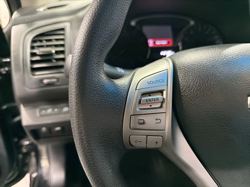 Used 2014 Nissan Altima 2.5 S FWD image 16