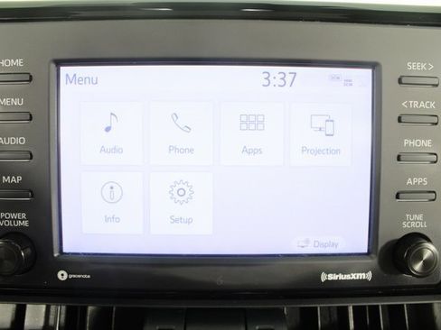 Used 2021 Toyota RAV4 XLE Premium image 4