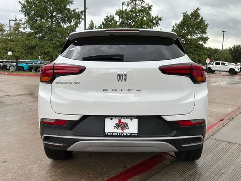 Used 2025 Buick Encore GX Preferred FWD image 7