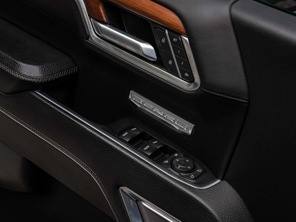 Used 2023 GMC Sierra 1500 Denali AWD/4WD image 12