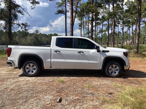 New 2026 GMC Sierra 1500 Pro w/ Pro Value Package AWD/4WD image 4