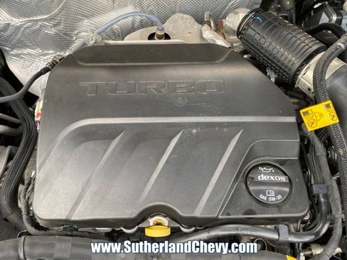 Used 2024 Chevrolet Trax LS FWD image 39