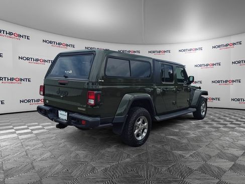 Used 2021 Jeep Gladiator Sport AWD/4WD image 6