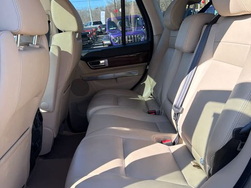 Used 2012 Land Rover Range Rover Sport HSE image 11