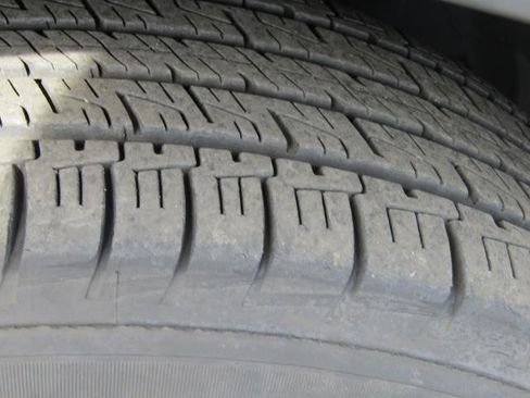 Used 2020 Subaru Outback Premium image 12