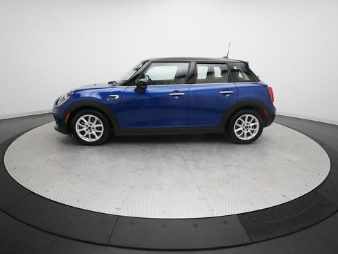 Used 2020 MINI Cooper 4-Door Hardtop image 23