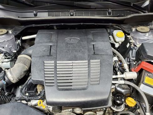 Used 2022 Subaru Forester Limited image 6