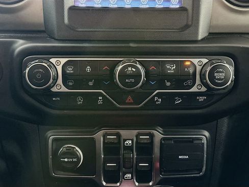 Used 2020 Jeep Wrangler Unlimited Sport S AWD/4WD image 19