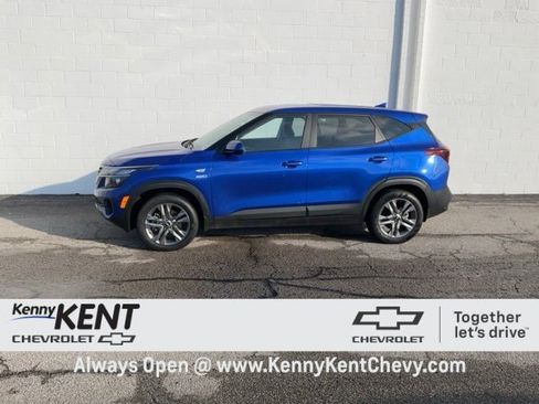 Used 2023 Kia Seltos LX image 26