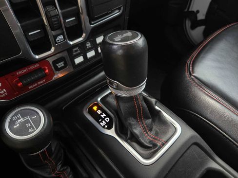 Used 2020 Jeep Wrangler Unlimited Rubicon AWD/4WD image 39