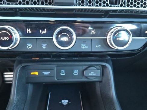 Certified 2025 Honda Civic Sport image 28