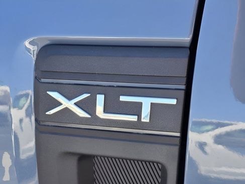 New 2025 Ford Maverick XLT w/ XLT Luxury Package image 22