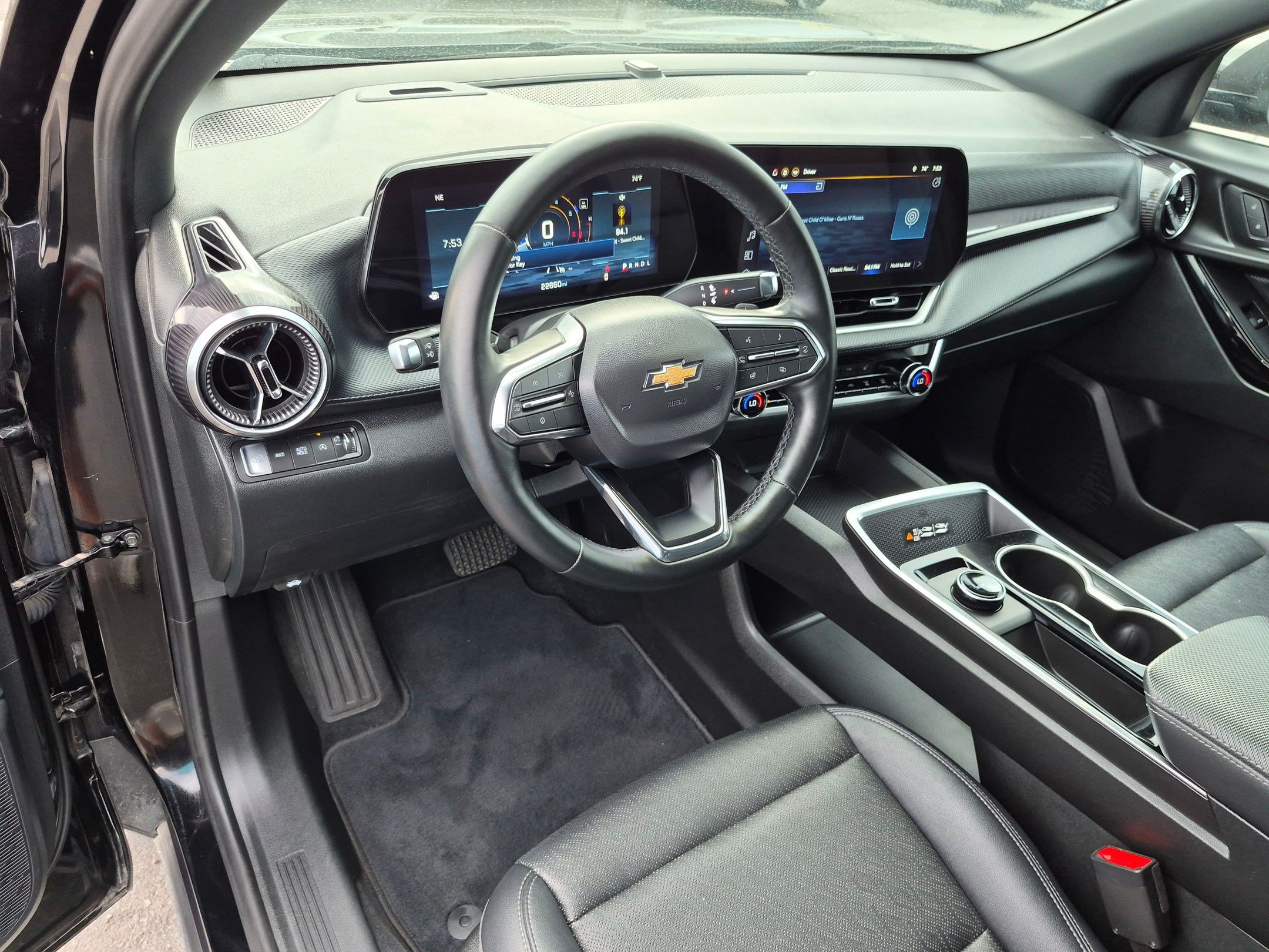 Used 2026 Chevrolet Equinox LT w/ Convenience Package II AWD/4WD image 17