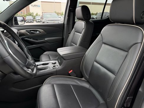 Used 2023 Chevrolet Traverse Premier w/ Redline Edition FWD image 23