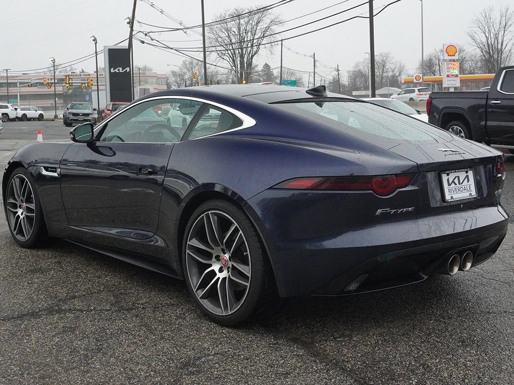 Used 2019 Jaguar F-TYPE R-Dynamic AWD/4WD image 12