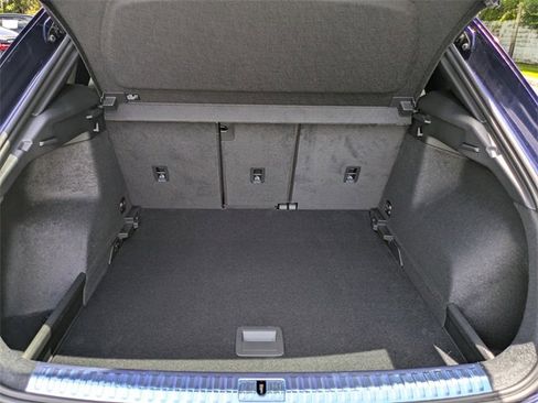 Used 2025 Audi Q3 2.0T Premium image 15