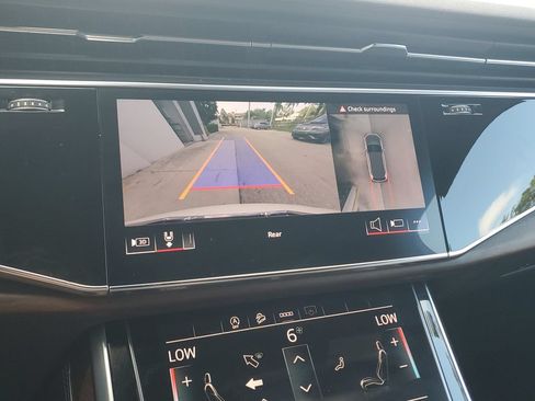 Certified 2025 Audi Q7 3.0T Premium Plus AWD/4WD image 27