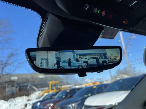 Certified 2025 Chevrolet Equinox LT w/ Safety and Technology Package image 31