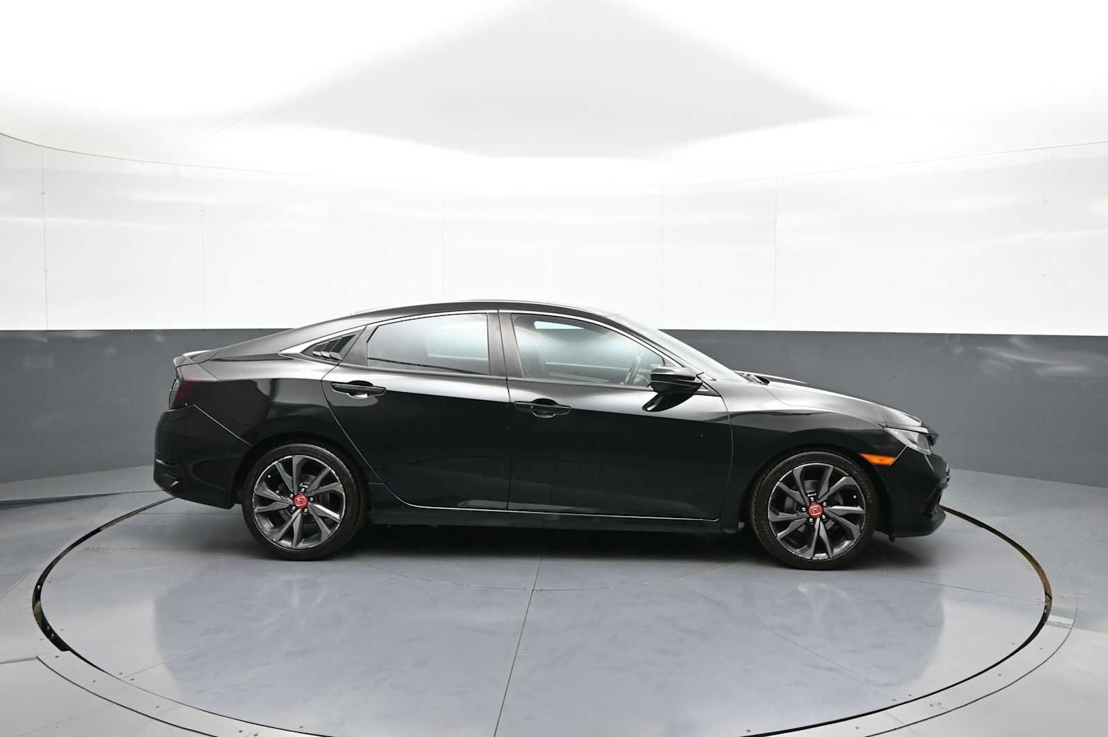 Used 2020 Honda Civic Sport image 5