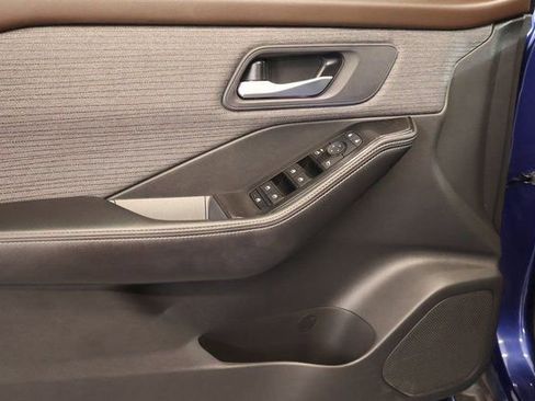 Certified 2023 Nissan Rogue SV AWD/4WD image 9