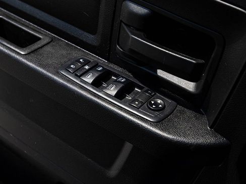 Used 2019 RAM 1500 Express w/ Express Value Package AWD/4WD image 12