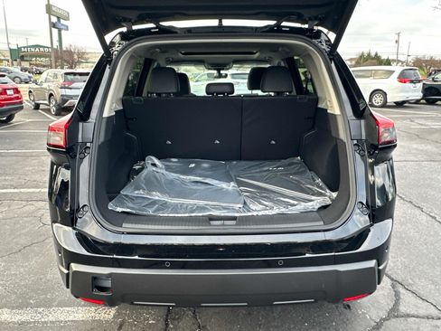New 2026 Nissan Rogue SV image 17