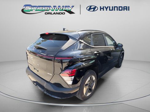 Certified 2024 Hyundai Kona SEL FWD image 11