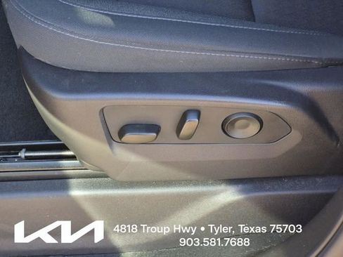 Used 2025 Chevrolet Silverado 1500 Custom RWD image 20