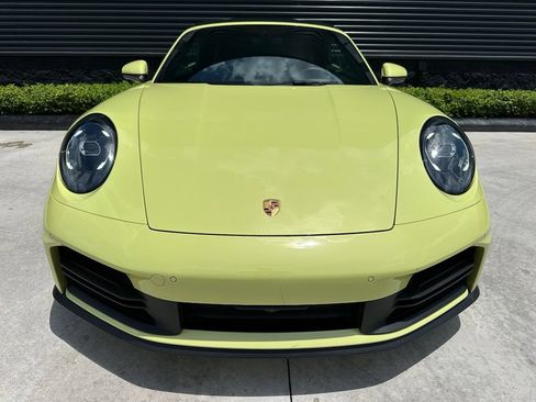 Certified 2025 Porsche 911 Carrera RWD image 8
