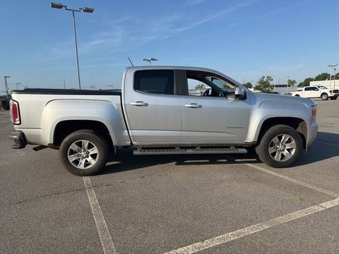 Used 2015 GMC Canyon SLE RWD image 2