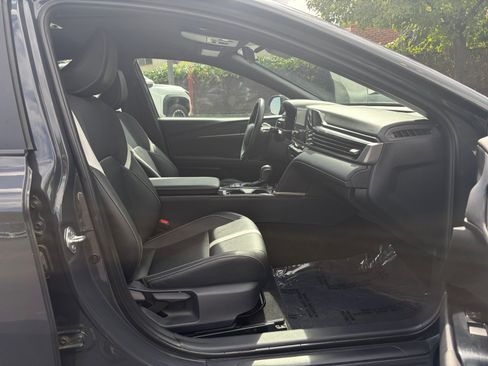 Used 2025 Toyota Camry SE FWD image 29