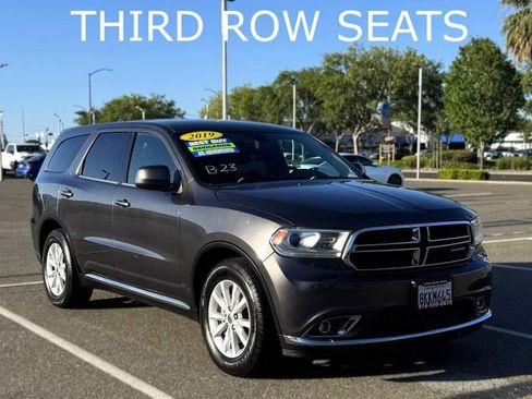 Used 2019 Dodge Durango SXT w/ 3rd Row Seating Group RWD image 3