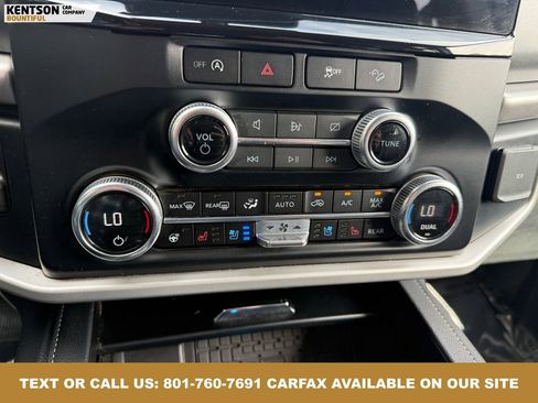 Used 2024 Ford Expedition XLT image 28