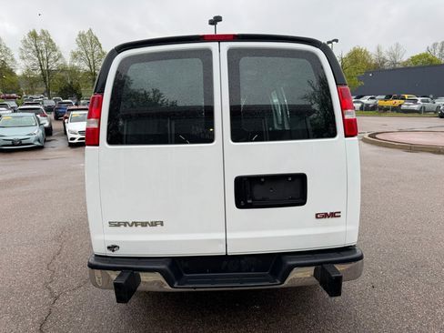 Used 2024 GMC Savana 2500 w/ Driver Convenience Package RWD image 5