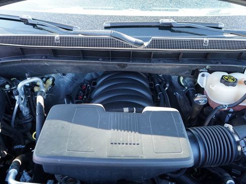 Used 2023 Chevrolet Suburban Premier AWD/4WD image 36