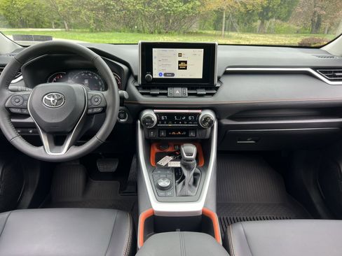 Used 2024 Toyota RAV4 Adventure w/ Convenience Package image 14