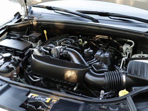 Used 2023 Dodge Durango Citadel image 40